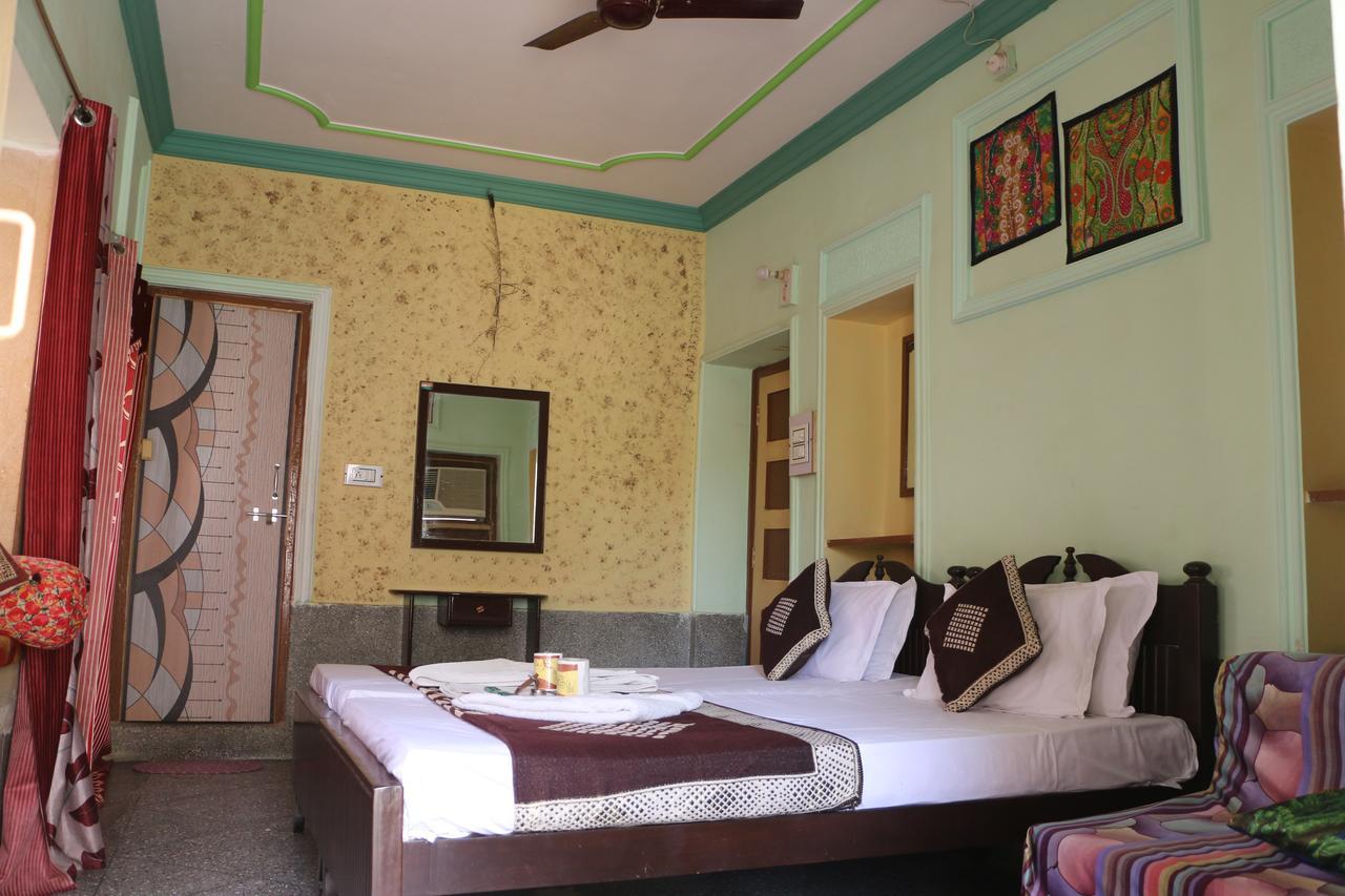 Ratan Hostel Jaisalmer Eksteriør billede